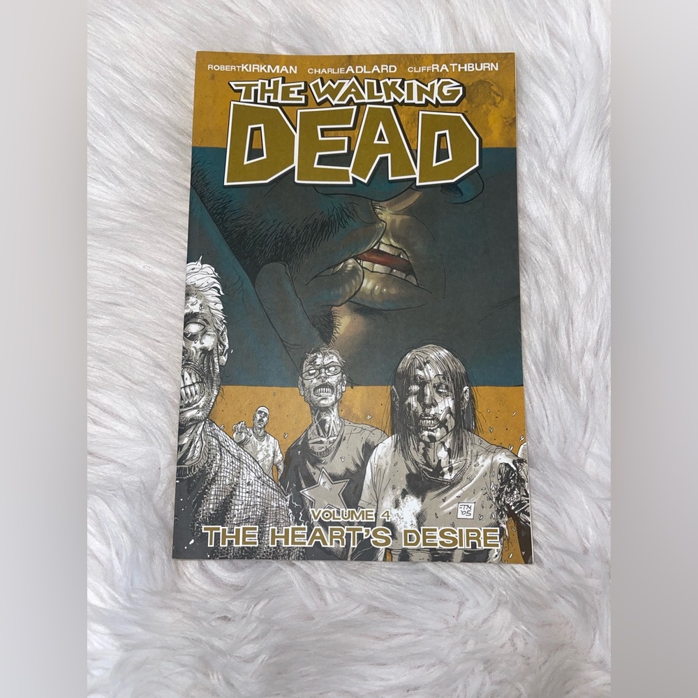 The Walking Dead Volume 4 The Heart’s Desire • Graphic Novel • Comic Book
